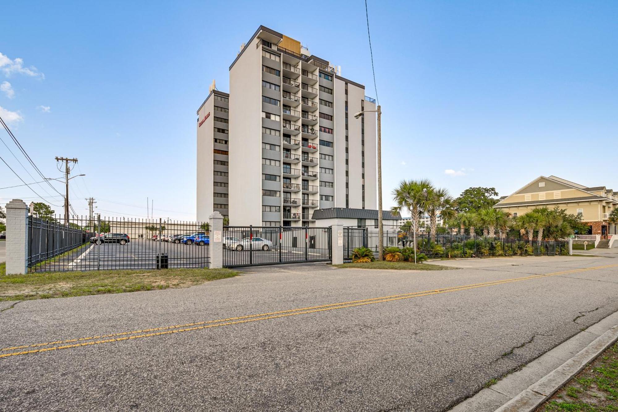 Updated Resort Condo, Walk To Myrtle Beach! Экстерьер фото