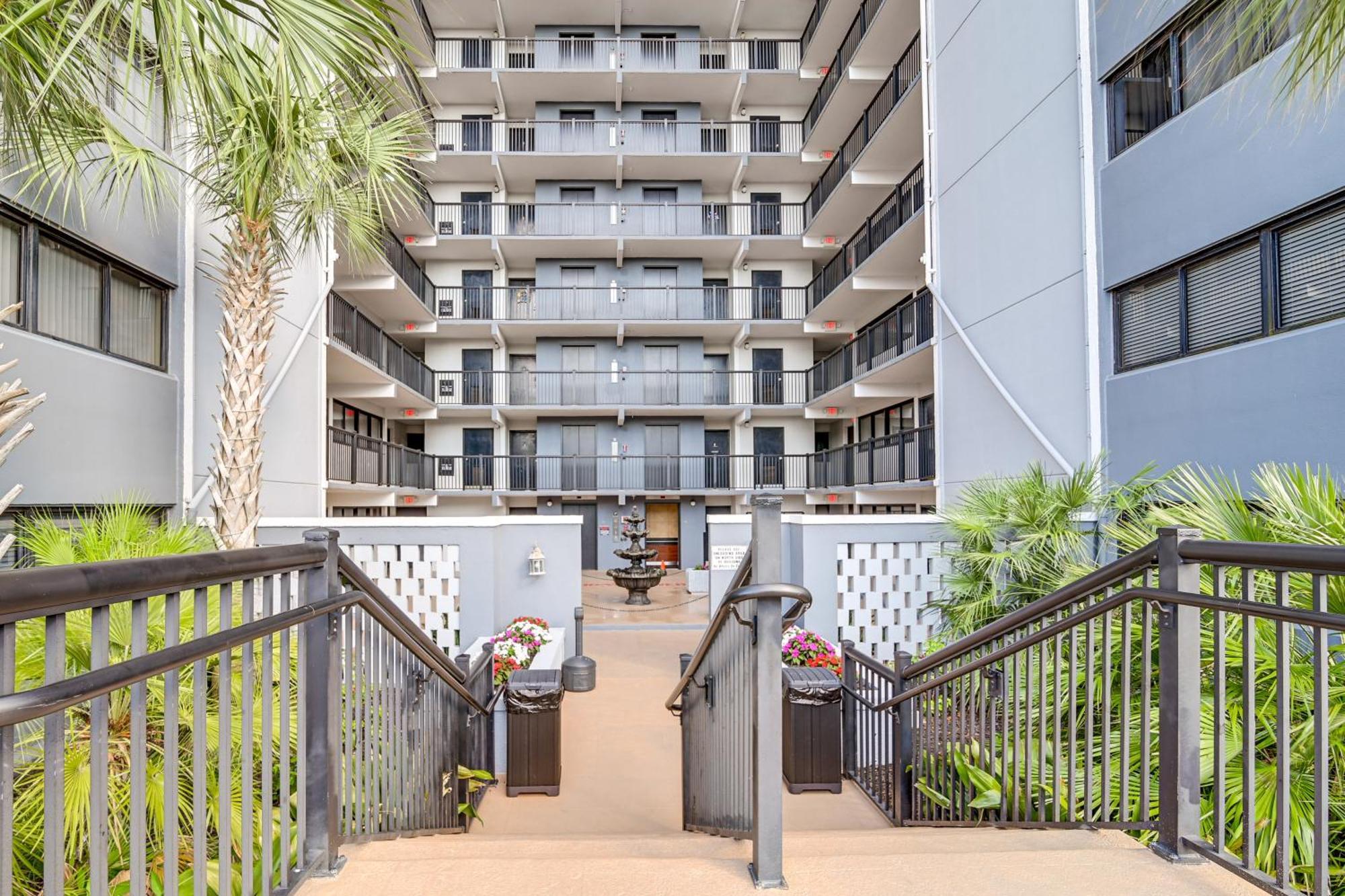 Updated Resort Condo, Walk To Myrtle Beach! Экстерьер фото